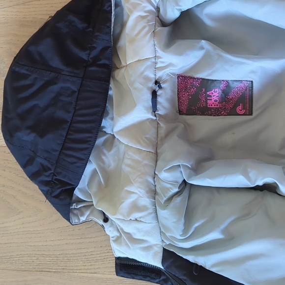 Billabong Snow/Ski Jacket and Pant set - Picture 9 of 10